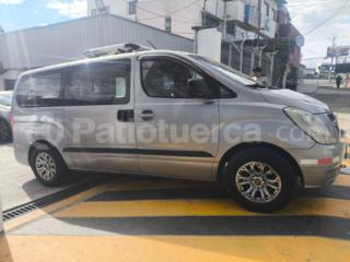 Hyundai H1 12 pasajeros 2012