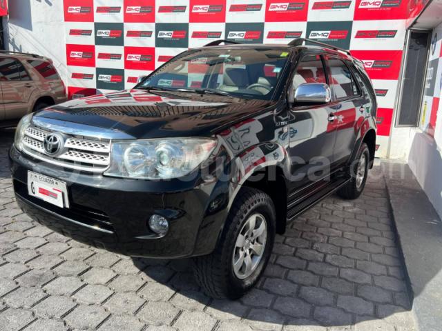 Toyota Fortuner 2.7 2011