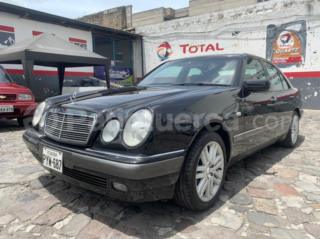 Mercedes Benz—™ E240 1998
