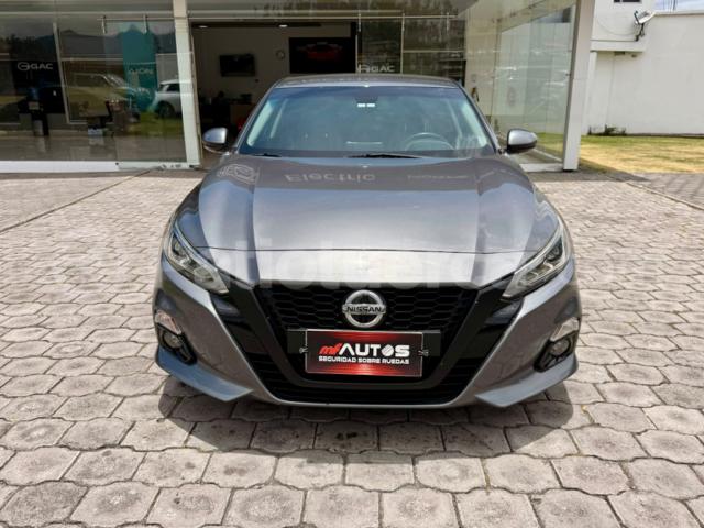 Nissan Altima 2021