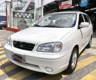 Kia Carens 2002