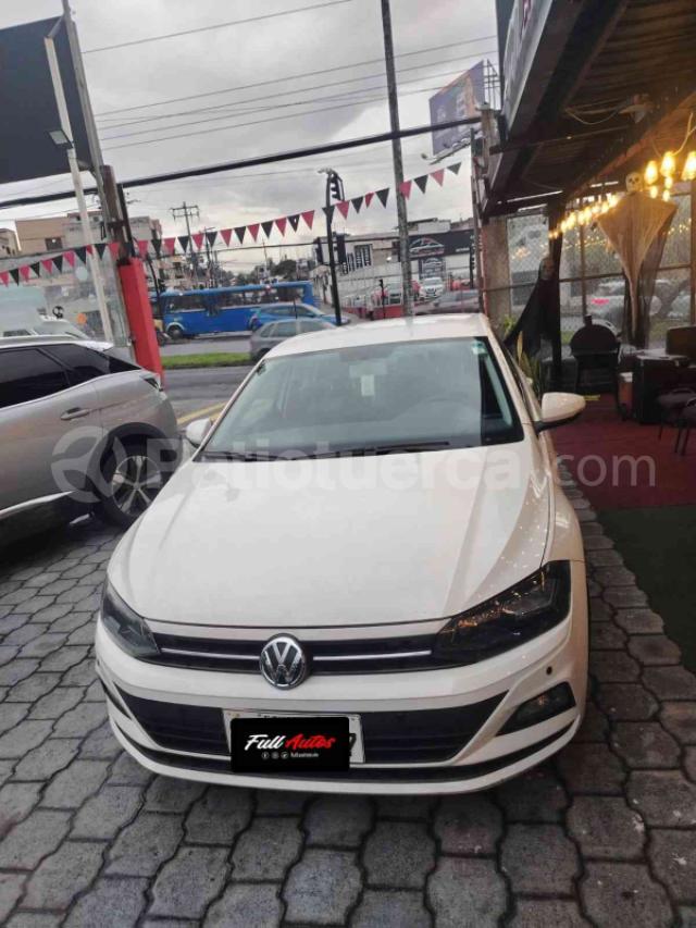 Volkswagen VIRTUS TRENDLINE. 2022