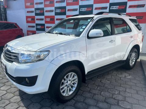 Toyota Fortuner 2.7 2014