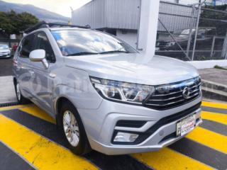 Ssangyong Stavic 2019
