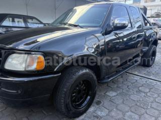 Ford F150 XLT Lariat
