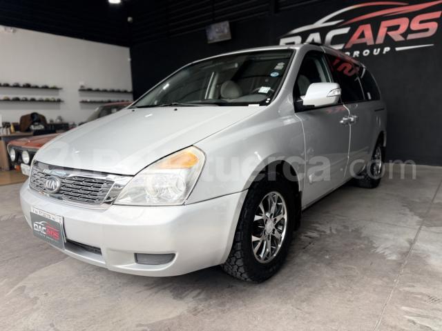 Kia Carnival 2015