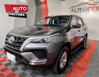 Toyota Fortuner 2.7