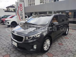 Kia Carnival 2016