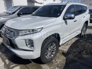 Mitsubishi Montero Sport