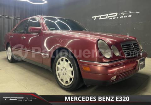 Mercedes Benz E320 1999