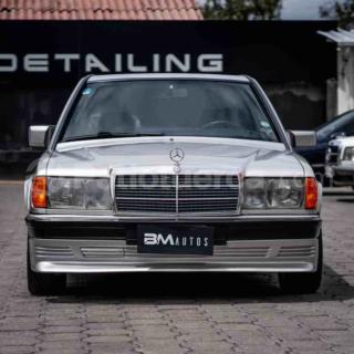 Mercedes Benz—™ 190E 1984