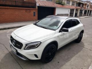 Mercedes Benz GLA 250 4 MATIC