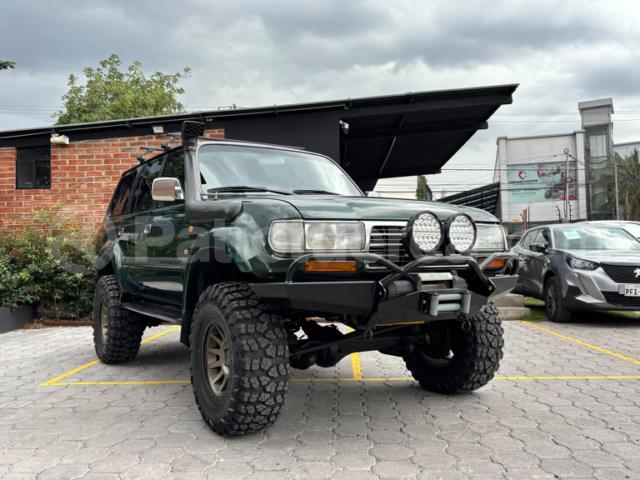 Toyota Land Cruiser VX 2003