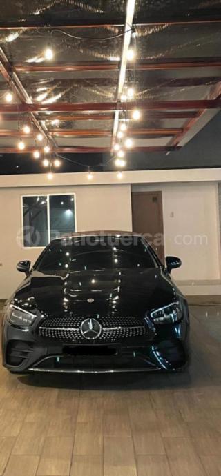 Mercedes Benz E200