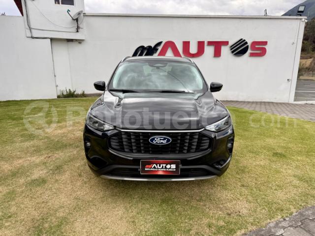 Ford Escape Titanium 2025